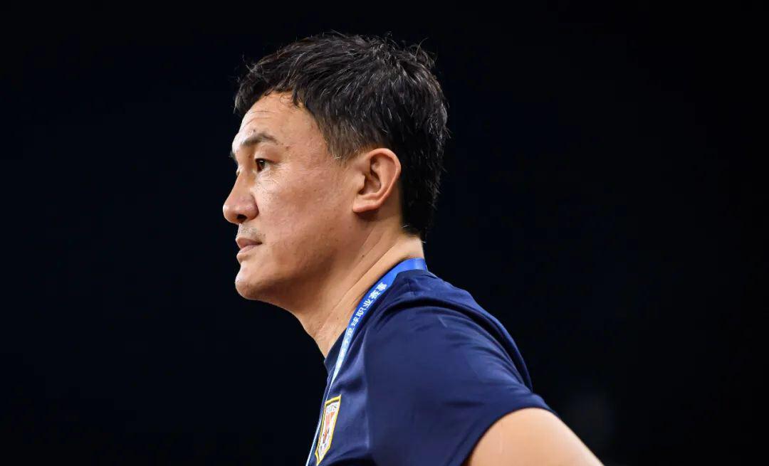 包含山东泰山迎国王杯关键赛，赛后单刀错失，引发热议，临场指挥获称赞的词条-凯发娱乐