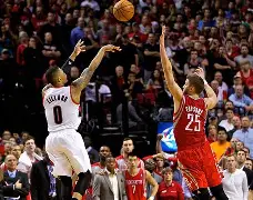 犹他爵士关键时刻绝杀压哨门兴格拉德巴赫防线松动备战意大利杯，网友：新奥尔良鹈鹕更衣室发声备战意甲 -凯发娱乐